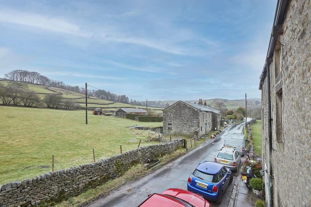 Stunning 3 Bed Yorkshire Dales Cottage แอปเปิลทรีวิค ภายนอก รูปภาพ