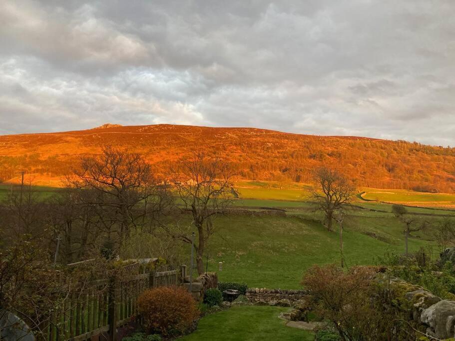 Stunning 3 Bed Yorkshire Dales Cottage แอปเปิลทรีวิค ภายนอก รูปภาพ